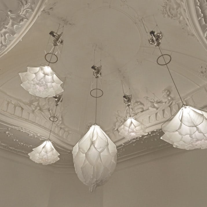Lightwell mechanical lights