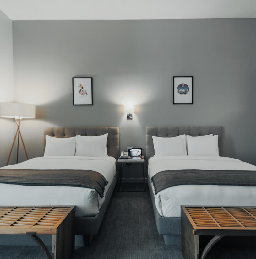 Deluxe Double Queen room at Stanton House