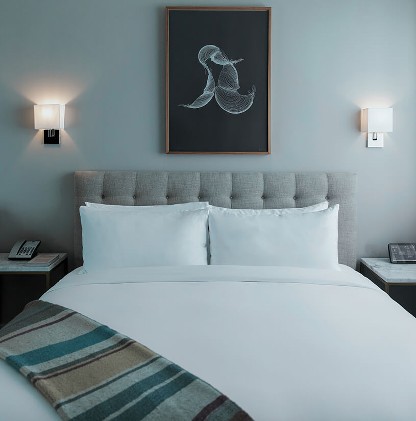 Deluxe King Room at Stanton House - Bedding