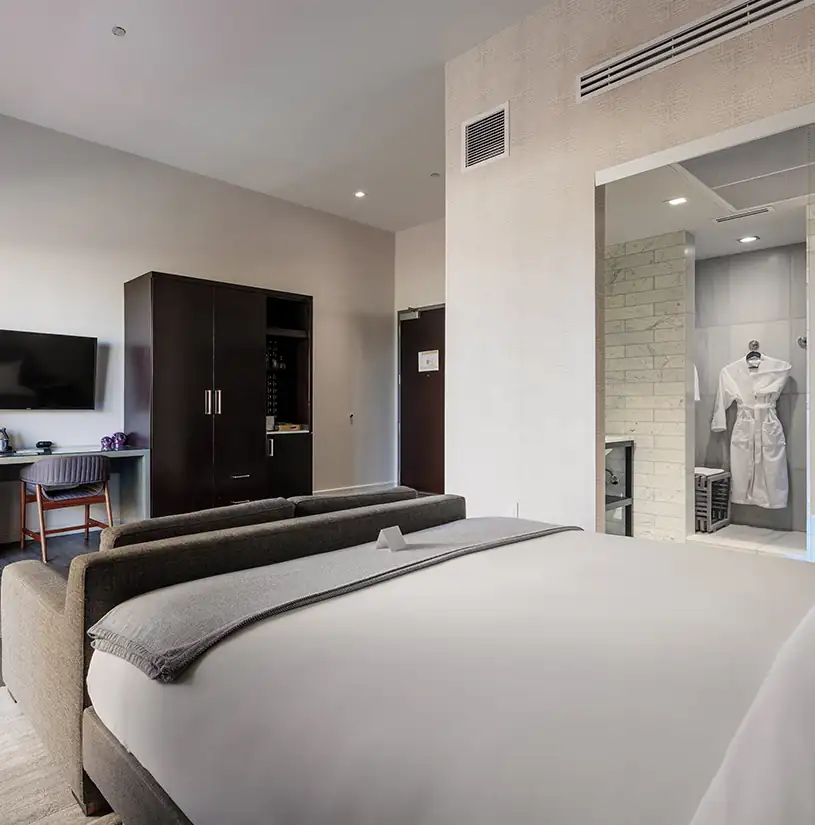 Garden Balcony King at Stanton House