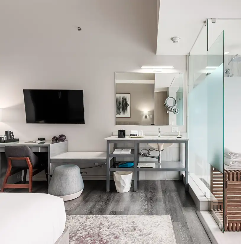 Lightwell Queen at Stanton House