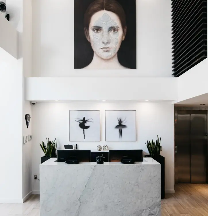 Stanton House - Lobby